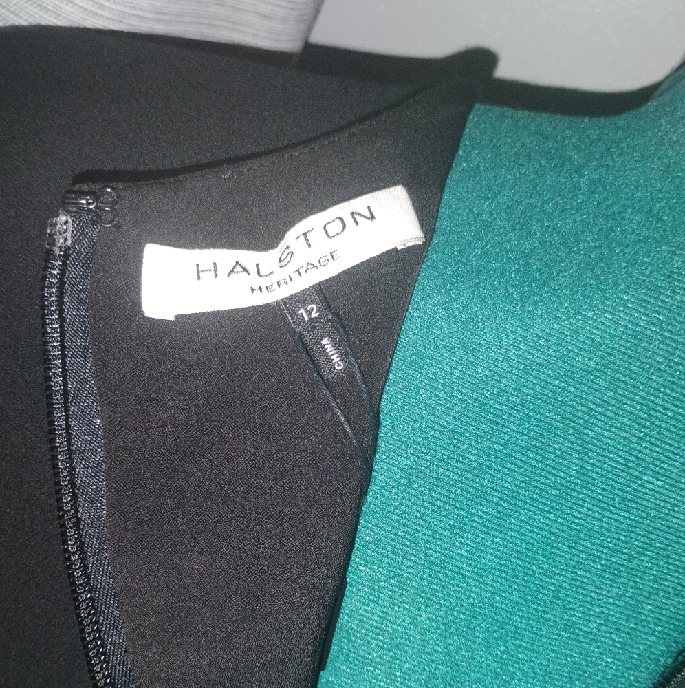 Halston Heritage Cut-out Bonded Crepe Dress in Black Sz 12 NWT - Picture 11 of 15